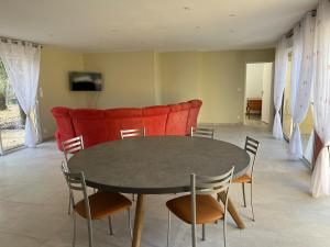 Parenthèse Nature, Zoo de Beauval-Châteaux de La Loire, WIFI, 3 chambres, 4 lits, 2 sdb