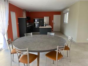 Maisons de vacances 10 min Romorantin, 3 ch, 2SDB : photos des chambres