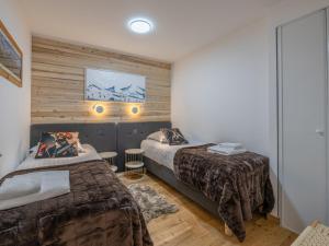 Appartement neuf au pied des pistes, Les Houches - FR-1-343-263