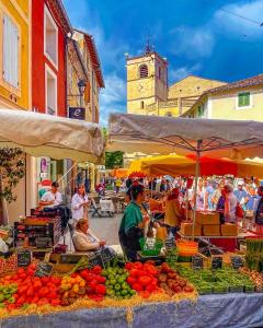 Maisons de vacances Maison de charme avec piscine a Gordes : photos des chambres