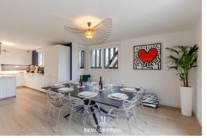 Villas Villa Canet - Jacuzzi - Fireplace - Sauna EV 10P : photos des chambres