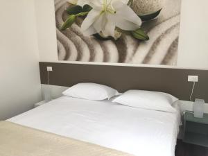King Room with Balcony