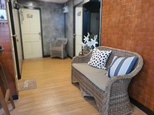 บ้านนกฮูกอิงไม้ Baannokhook