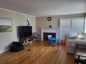 Coastal San Pedro 2 Bed and 2 Bath House - 兰乔帕洛斯弗迪斯