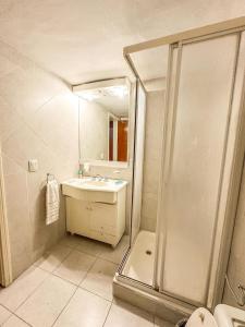 Calido depto 4 pax-zona Güemes Playa Varese