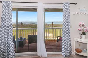 Saltwater - Pet friendly, Waterfront!