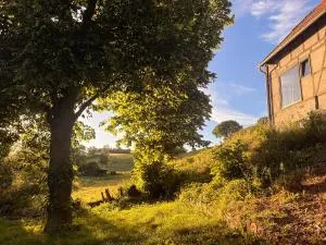 Lehm-Fachwerkhaus im Vorharz in der Landschaft - Katlenburg-Lindau