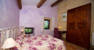 B&B / Chambres d'hotes Maison d'Hotes Lou Geneste : photos des chambres