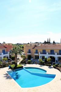 IRINI - Superior Luxury Apartment, Just 13 Minutes from Paphos