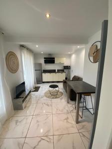 Appartements APPART CIRCUIT 24h : photos des chambres