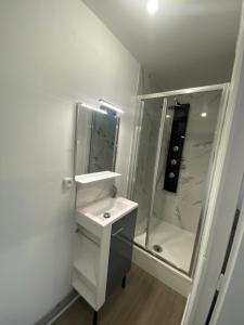 Appartements APPART CIRCUIT 24h : photos des chambres