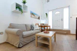 Practico apartamento cerca de Estación de Sants