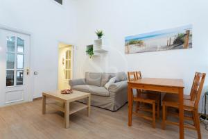 Practico apartamento cerca de Estación de Sants