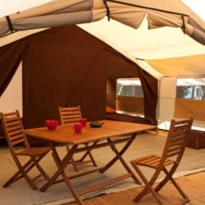 Campings Camping 3 etoiles - Piscine - ccafbbc : photos des chambres