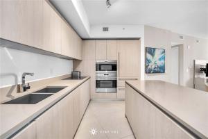 Stylish Apt - Beach View - Resort Access