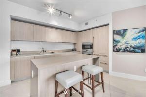 Stylish Apt - Beach View - Resort Access