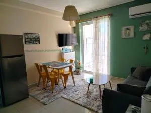 Sunny Nest - Magoúla