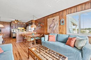 A Place at The Beach 9670-332