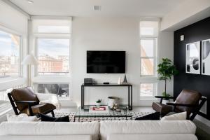 2880 Serenity in Style