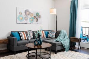 Grandeur Unit Royal 103