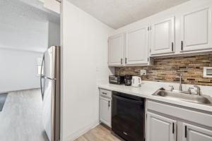 Legacy at Imperial Village 517 I 2 Bed 2 Bath