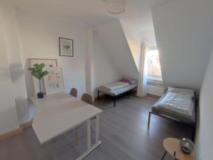 Big, Cozy and central apartment 24 h check in