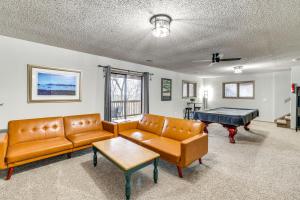 Spacious Holiday Island Escape with Deck and Gas Grill