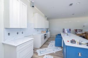 Breezy Shores East & West