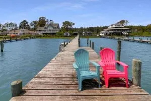 Southern Exposure - Waterfront with boat dock! - Deep Hole
