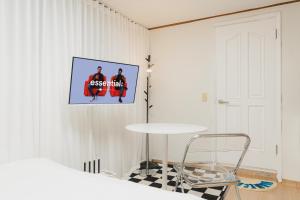 BNear Hongdae Station, 30sec on foot