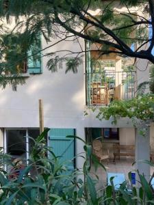 bastidon, 5 people near beach, sea view, quiet