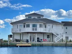 Sun Rayes - Pet friendly, waterfront with boat dock! - Greenbackville