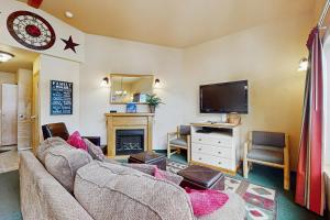 Icicle Village Resort Condos #407 & #408