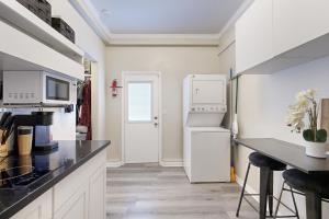 1BR Home with Shared Pool and Hot Tub, Private Laundry