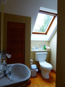 Camillaun Lodge with Lough Corrib Boat Hire