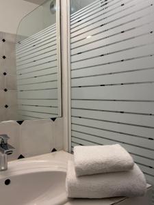 Appart'hotels Eco-Domaine La Fontaine - RESIDENCE-SPA - Plage de la Fontaine aux Bretons : photos des chambres