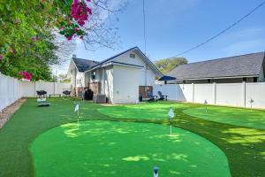 Modern Lakeland Golf Retreat with Putting Green