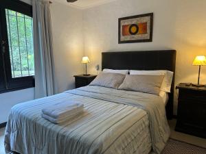 CASA ENCINA CARILO - Gran parque y pileta