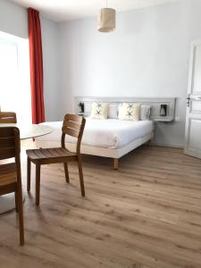 Appart'hotels Eco-Domaine La Fontaine - RESIDENCE-SPA - Plage de la Fontaine aux Bretons : photos des chambres