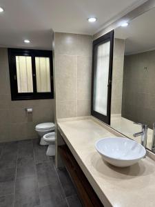 CASA ENCINA CARILO - Gran parque y pileta