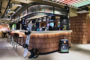 Hotels Moxy Annecy : photos des chambres