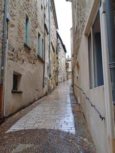 B&B / Chambres d'hotes chambre d hotes Aramon : photos des chambres