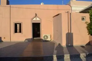 michaelas traditional house - Soroni