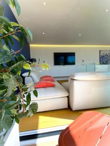 Villas Vue Mer, Ports et Marina - Villa d-Architecte Haut de Gamme : photos des chambres