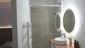 Lentracte, T2 rénové ! Jardin, Parking et Fibre