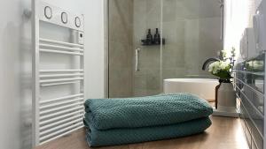 Appartements L-entracte, T2 renove ! Jardin, Parking et Fibre : photos des chambres