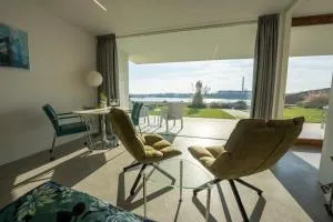 Luxe apartment direct aan de rivier - Kesteren