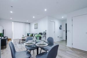 NEW Stylish apartment MCR Picadilly 2 mins away !