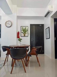 jovis Condo one pavilion place