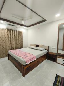 Ultra-Modern Fullt Furnished 2BHK Near JNTU Metro - Launched Just Now